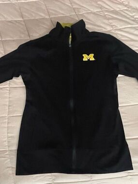 University M Embroidered Black Zip-Front Women's Jacket